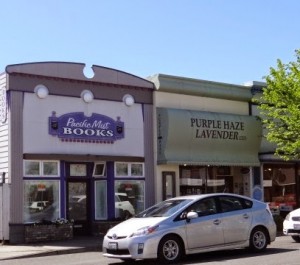 shopping-in-sequim-344 (Custom)